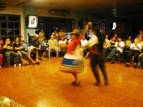 Bailes del mundo and...