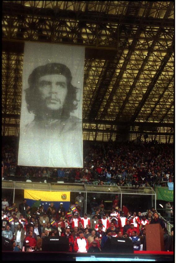 Chavez y el Che....