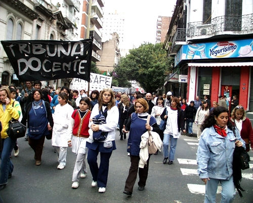 Marcha docente...