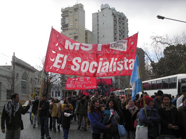MST El Socialista...