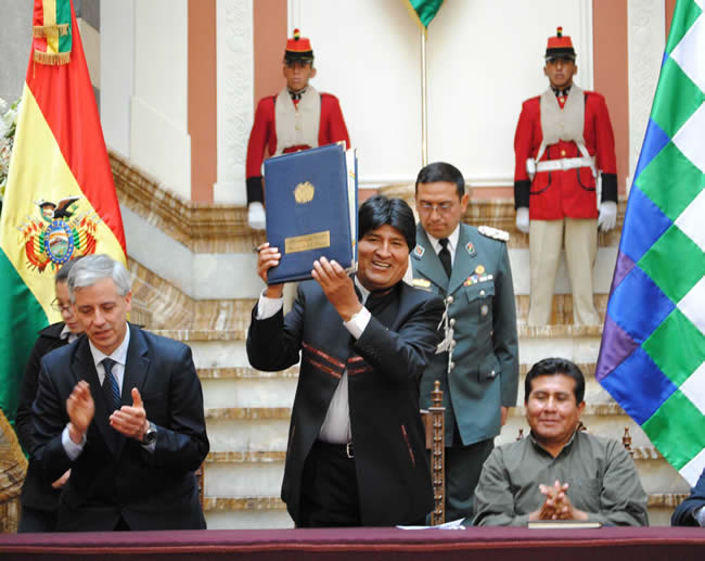 Bolivia: Ley elimina...