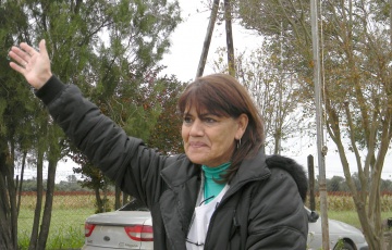 Directora Sylvia Los...