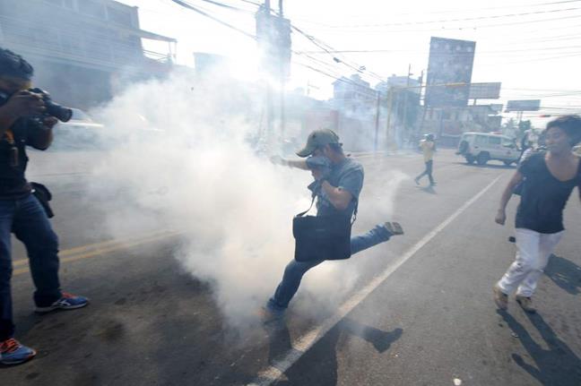 Honduras: Reprimen m...