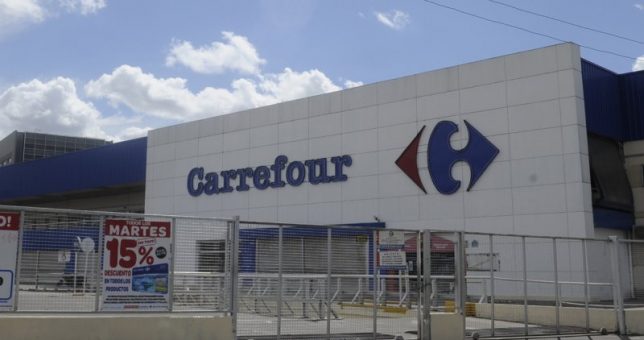 Carrefour: retiros v...