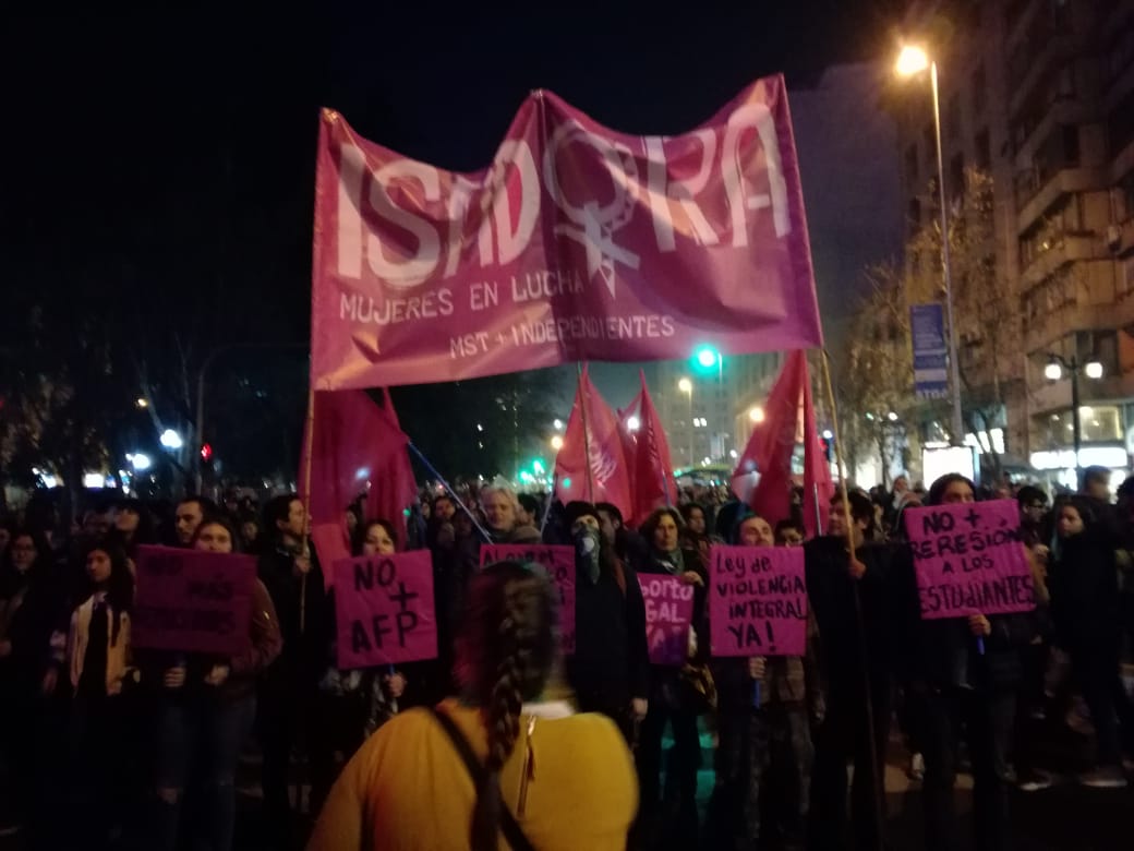 Chile: desde Isadora repudiamos los intentos de asesinato a 3 compañeras, vividos durante la marcha de ayer ¡Ya no les tenemos miedo!