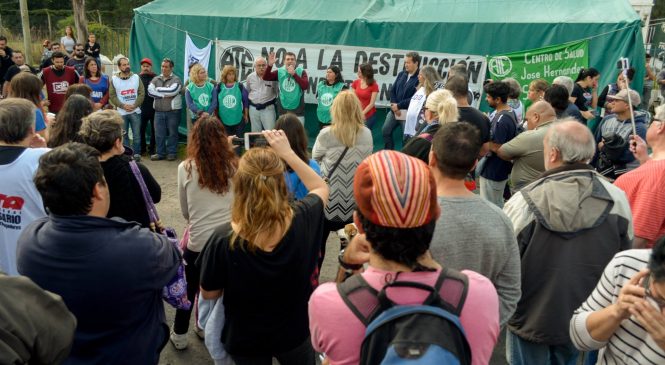 Cordón industrial del gran Rosario: Acto en defensa del trabajo en Fabricaciones Militares