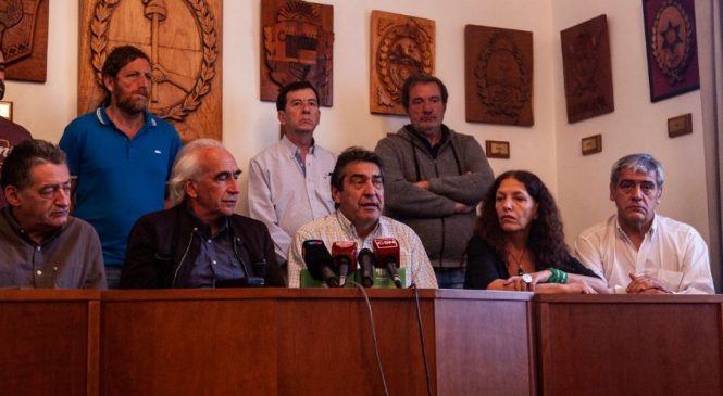 ATE y la CTA-A paran y movilizan en el país “contra el ajuste y el hambre”