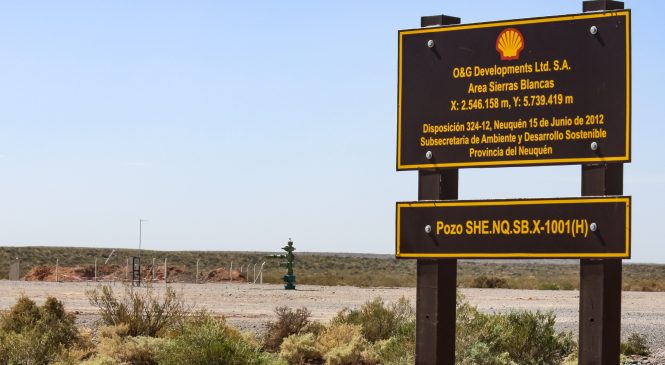 Shell apuesta al fracking y vuelve a extraer crudo en Argentina