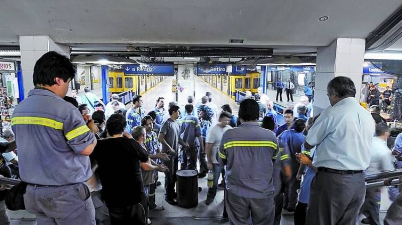 Desconocen al sindicato del Subte y lo acusan de “asociación ilícita”