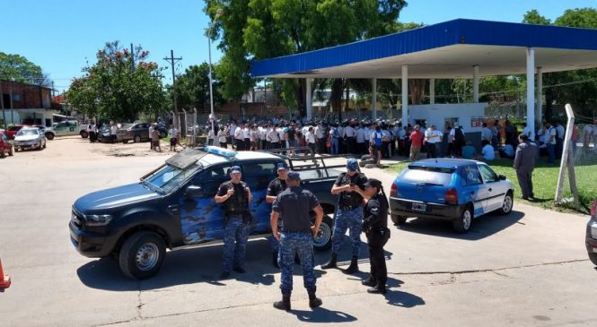 Corrientes: choferes de ERSA llevan más de 36 horas de paro