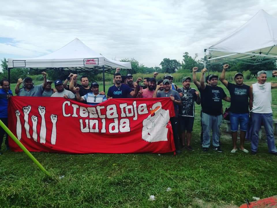 Trabajadores de Cresta Roja acampan por su reincorporación