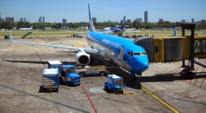 La conciliación obligatoria frenó el paro de pilotos, pero sigue la tensión