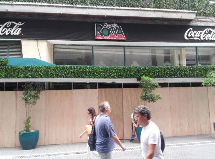 Pizzería Roma, otro ícono de la gastronomía porteña que baja la persiana