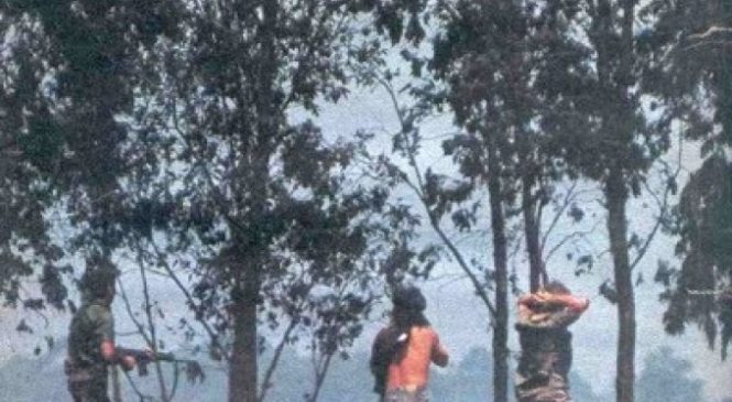 Desaparecidos de La Tablada — Día 2 — El de atrás es de ellos