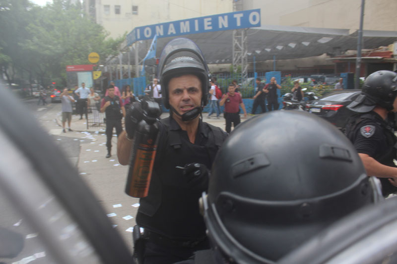 Policía de la Ciudad desatada: ahora reprimió periodistas de medios públicos