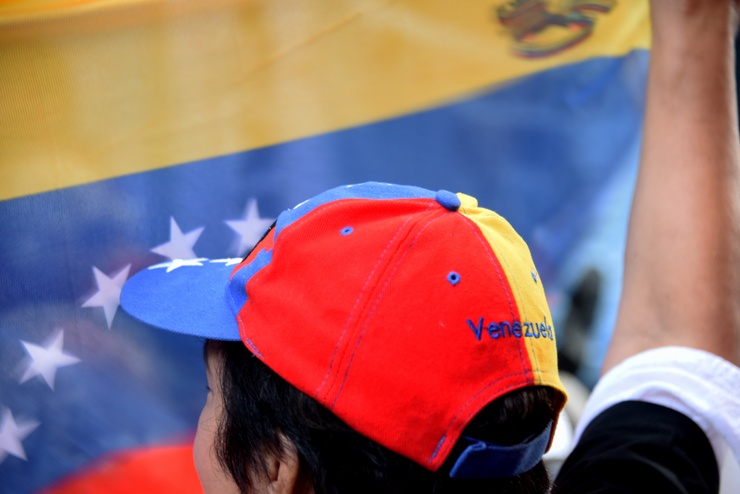 Contra el intervencionismo en Venezuela