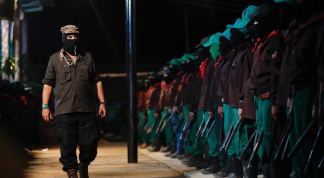 En su 25 aniversario, EZLN critica al gobierno de López Obrador