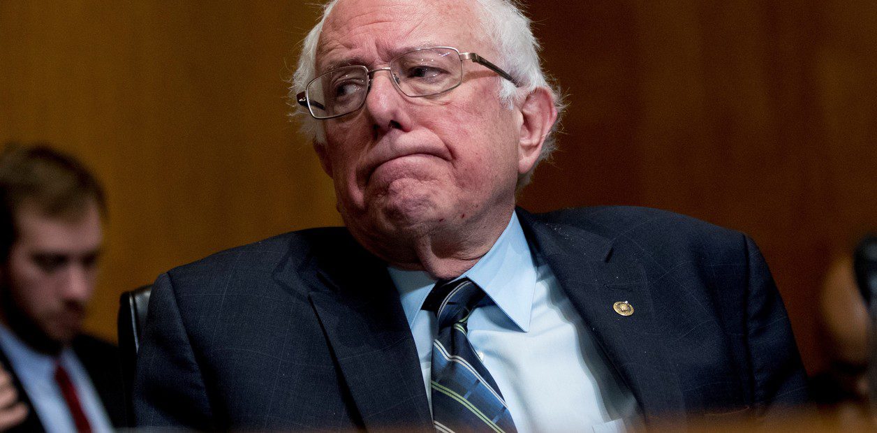 El senador estadounidense, Bernie Sanders, pidió a Donald Trump que “no apoye golpes” en Latinoamérica