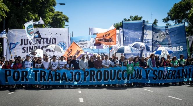 Protestas y marchas en Jornada Nacional contra el ajuste y los tarifazos
