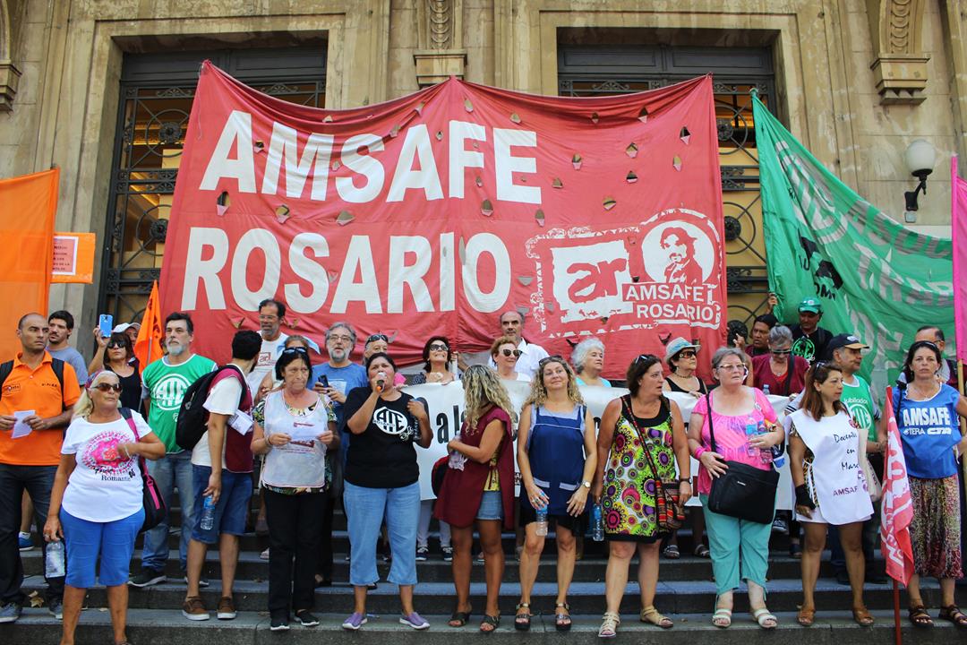 Rosario: Estatales se manifestaron por salarios y condiciones dignas de trabajo