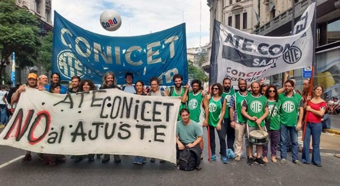 CONICET no abonó el aumento acordado a Becarios y Becarias