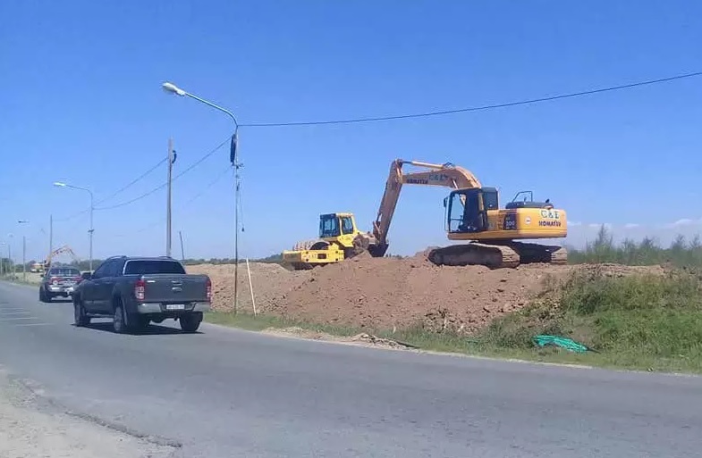 Otra vez, vecinos de Villa La Ñata se ven afectados por la construcción de un country