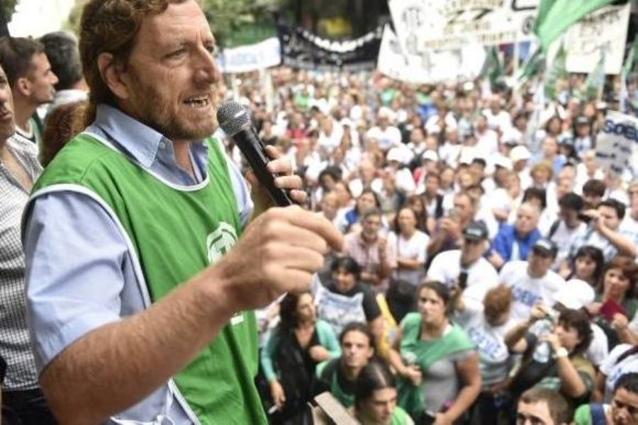 Estatales denuncian discriminación de Vidal y exigen reapertura de su paritaria