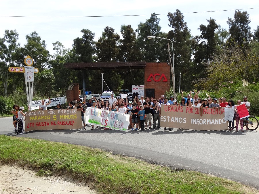 Crece la protesta en Dique Luján y La Ñata en defensa de los humedales