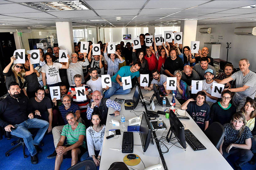 Otro cero en pluralidad de voces: complicidad oficial con los despidos en Clarín