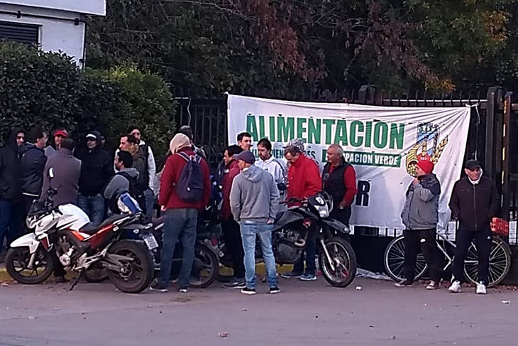 Lockout patronal en La Salteña: 180 empleos en vilo y amenaza de desalojo