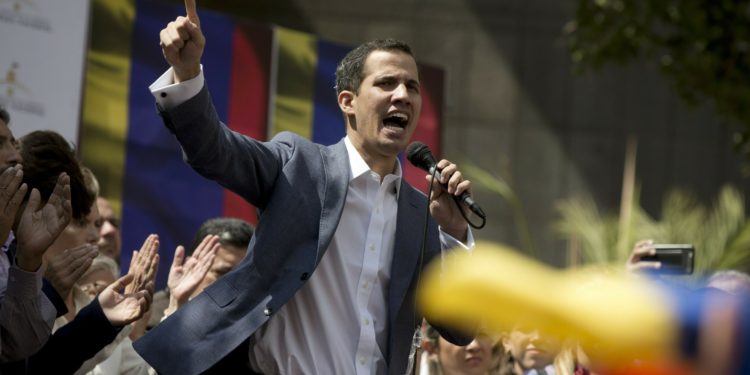 Golpe en Venezuela: Los 50 gobiernos títeres que apoyaron al impostor Guaido han quedado expuestos como tontos
