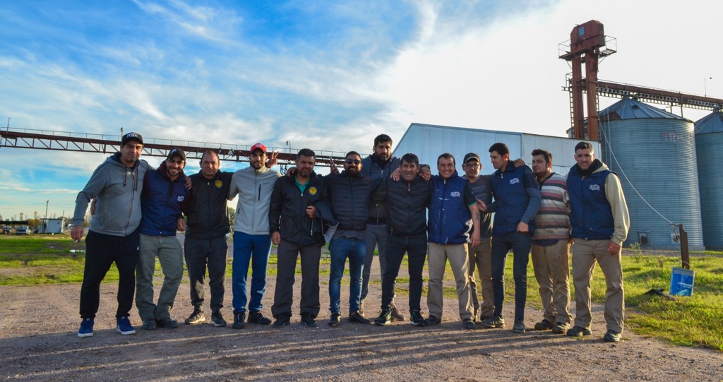 Bolívar: trabajadores aceiteros logran la reapertura de la planta de la Oleaginosa Huanguelén