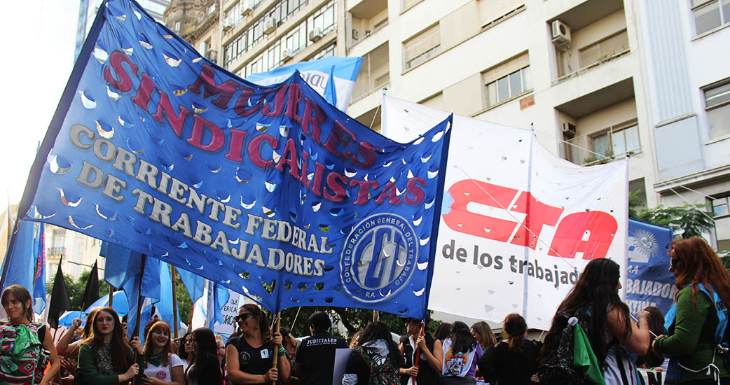 #NiUnaMenos: mujeres sindicalistas suman el rechazo a la eliminación de la Ley de Moratorias