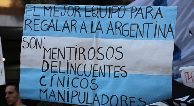 Complejo automotriz: Caída sin freno