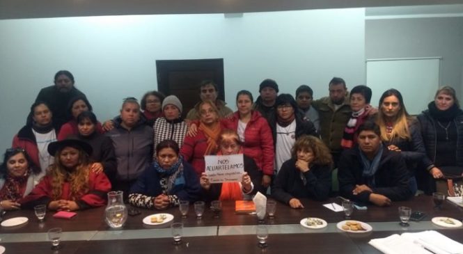 Salta: tras el fracaso de la negociación, docentes se “acuartelan” en el Ministerio de Educación
