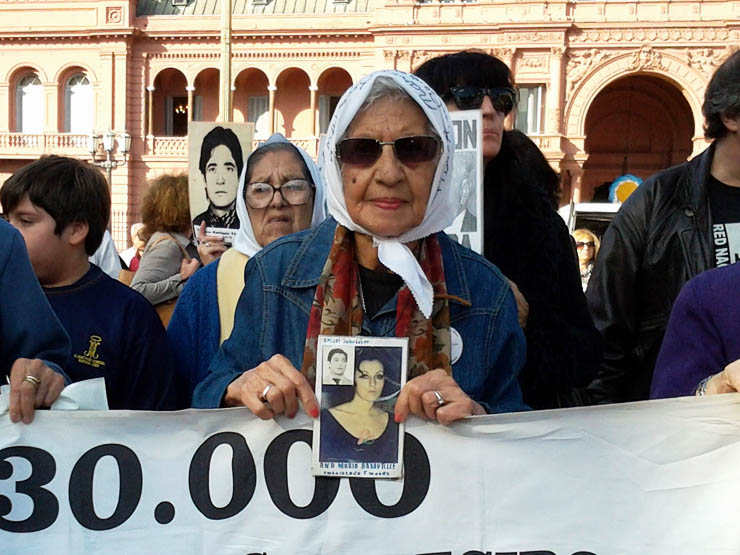 Falleció Mirta Acuña de Baravalle, una de las fundadoras de Madres y de Abuelas de Plaza de Mayo