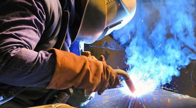 En un año cerraron más de 1.700 pymes industriales