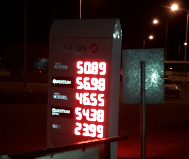 Estafa: El gobierno descongela el congelamiento del precio de los combustibles