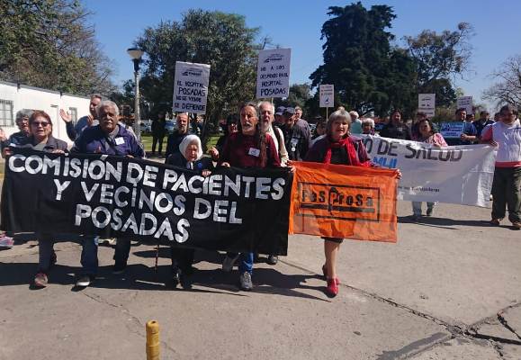 Una nueva ronda en el Posadas manifestó la solidaridad con los residentes y exigió el pago de los salarios adeudados
