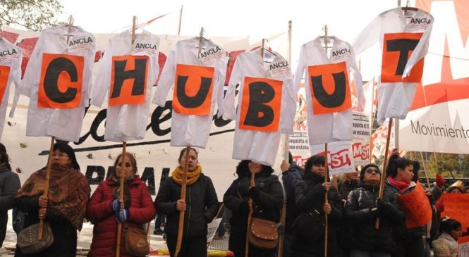 Paro nacional en solidaridad con docentes de Chubut