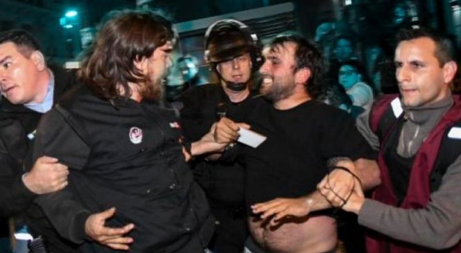 Vuelven a procesar a dos trabajadores de prensa que cubrían la represión a la marcha por Santiago Maldonado
