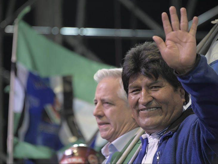 Bolivia: Al 98,09% del escrutinio, Morales logra ventaja de 10,02 puntos sobre Mesa