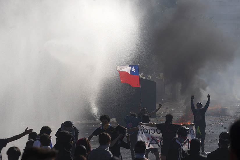 Chile: Disculpe las molestias, estamos luchando para ustedes