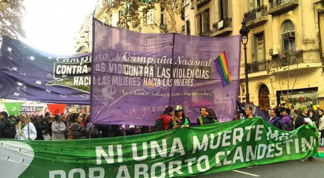 Marcha por el Día Internacional de la No Violencia hacia las Mujeres y Disidencias