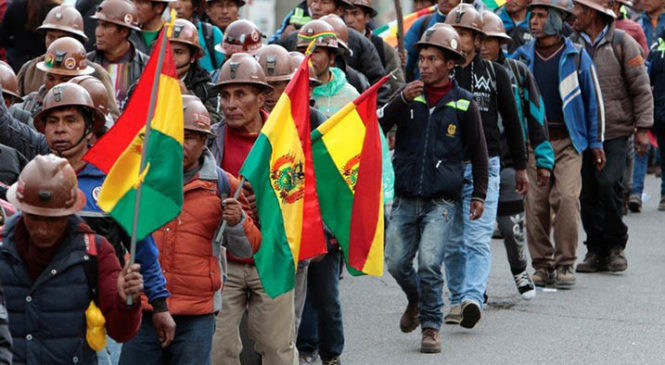 Horas de ofensiva golpista en Bolivia