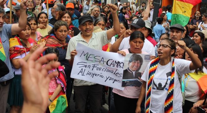 Nuevas movilizaciones en Argentina contra el golpe de Estado en Bolivia