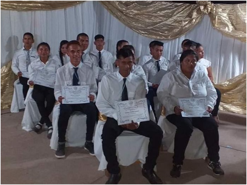 17 estudiantes Qom se recibieron de bachilleres en una escuela de Quitilipi