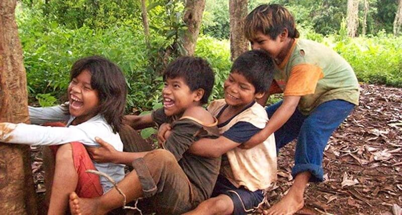 Juegos infantiles mbya-guaraní: colectivos y poco competitivos