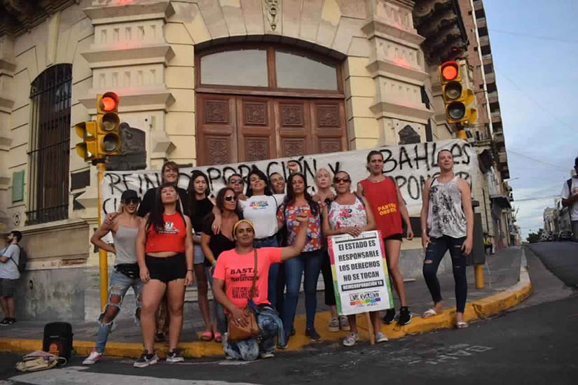 Travestis y trans marchamos en Paraná para exigir políticas laborales reales