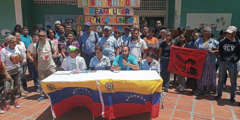 Venezuela: las comunas levantan bandera